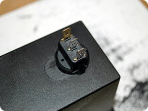 Mit der Feile auf die richtige Größe gebracht